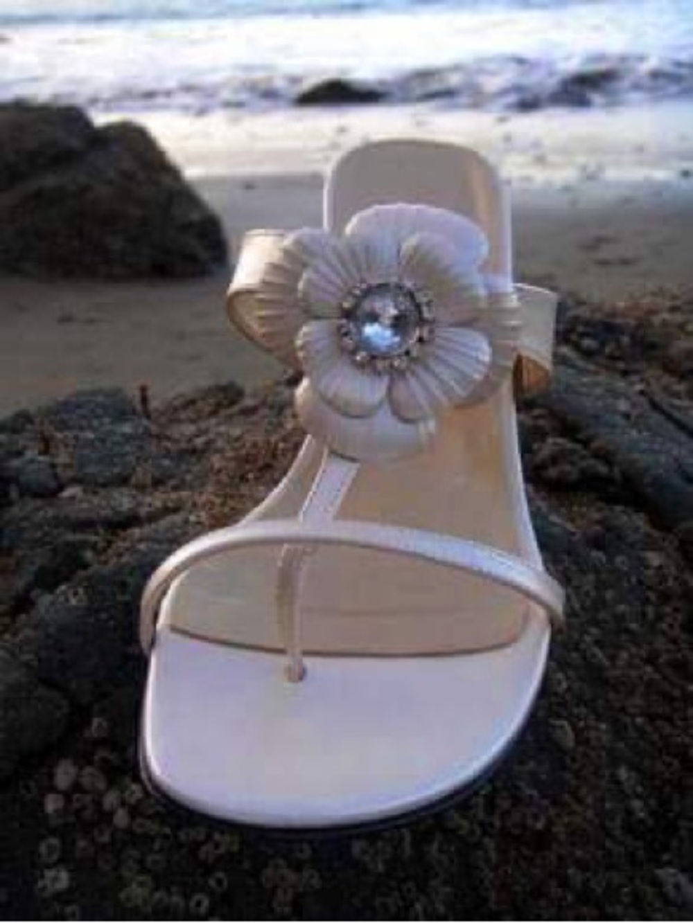 Women's Floral Toe-Ring Slide Sandal Pearlized rose with Decorative Jewel